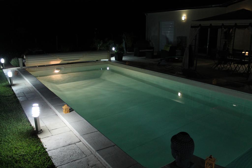Le Champ De La Ferme Bed & Breakfast Saint-Gervais en-Belin Exterior foto