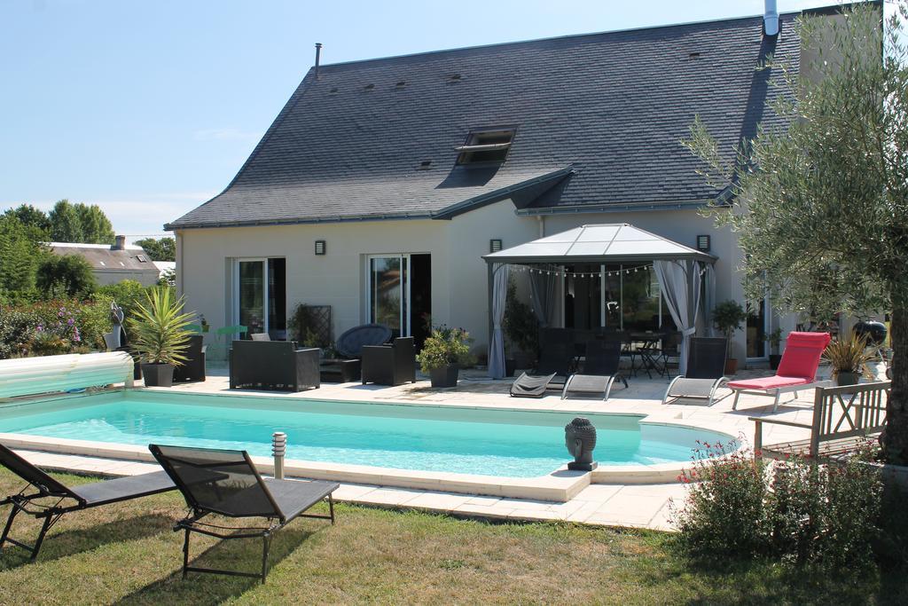 Le Champ De La Ferme Bed & Breakfast Saint-Gervais en-Belin Exterior foto