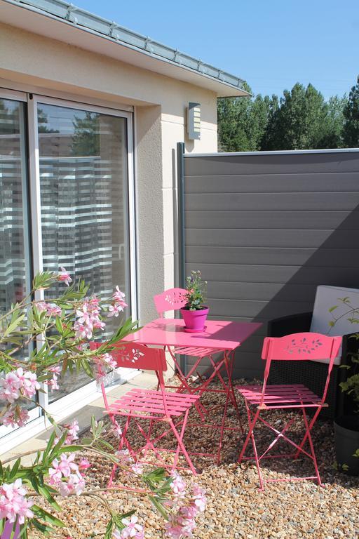 Le Champ De La Ferme Bed & Breakfast Saint-Gervais en-Belin Exterior foto