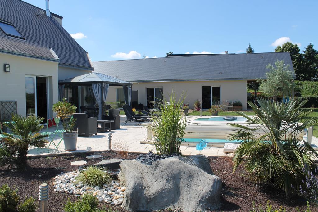 Le Champ De La Ferme Bed & Breakfast Saint-Gervais en-Belin Exterior foto